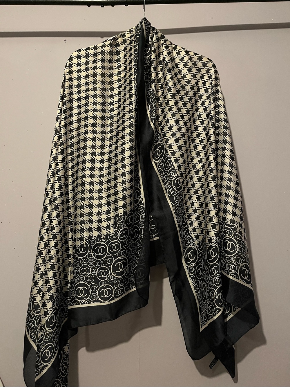 CHANEL Houndstooth Logo Shawl